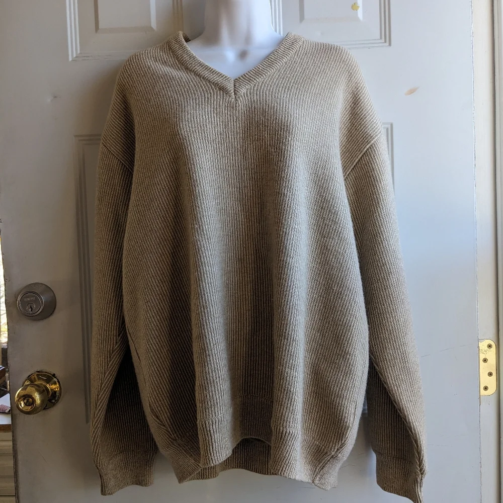 Lambswool Sweater - Picture 12 of 14